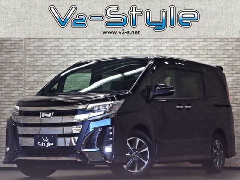 TOYOTA NOAH