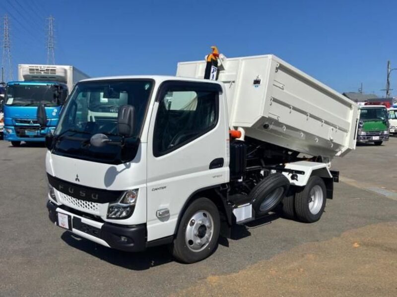 MITSUBISHI CANTER