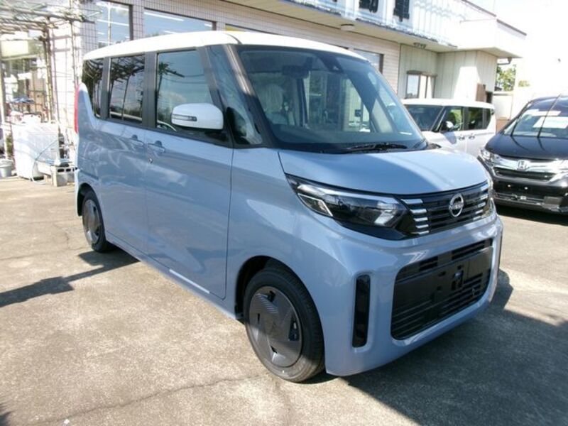 NISSAN ROOX
