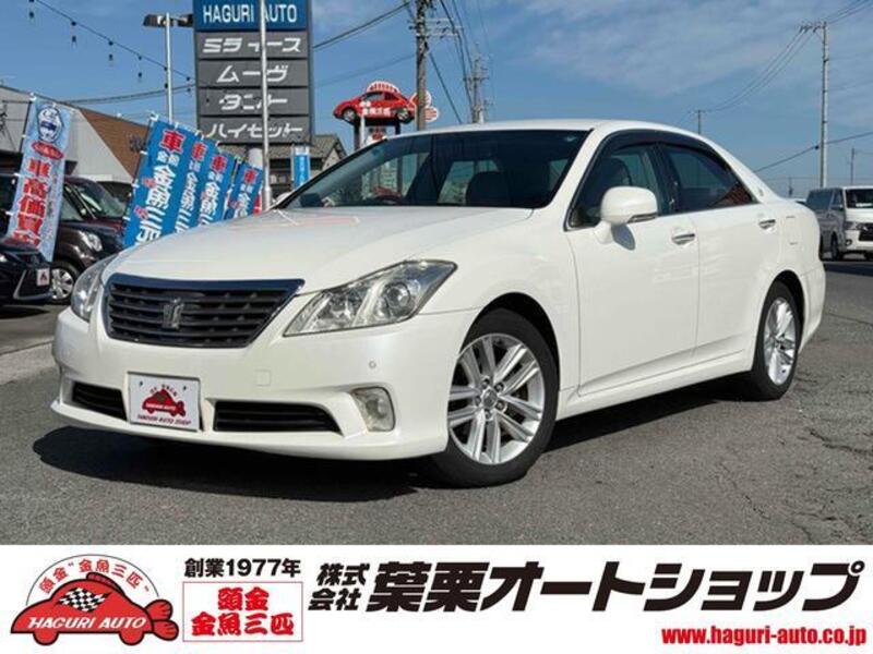 TOYOTA CROWN