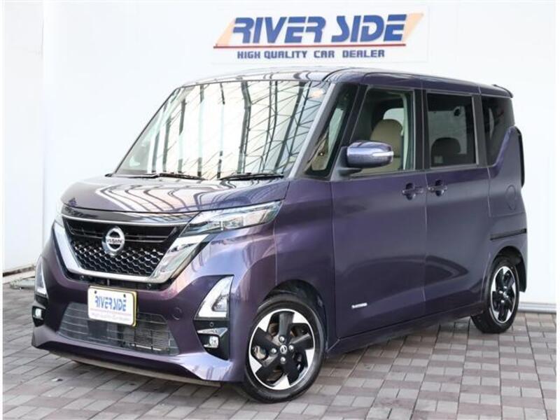 NISSAN ROOX