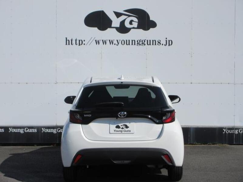 YARIS