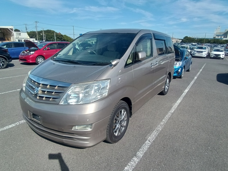 TOYOTA ALPHARD