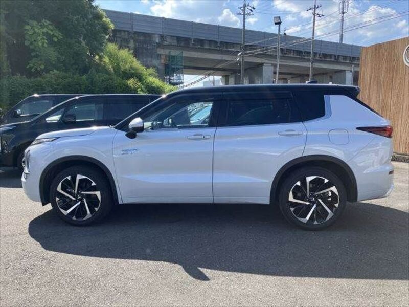OUTLANDER PHEV