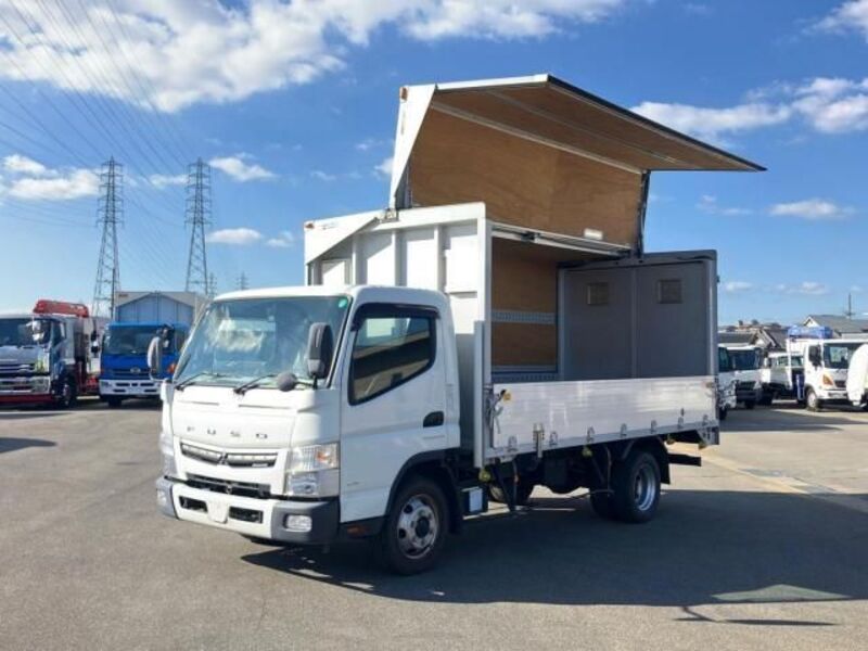 MITSUBISHI CANTER
