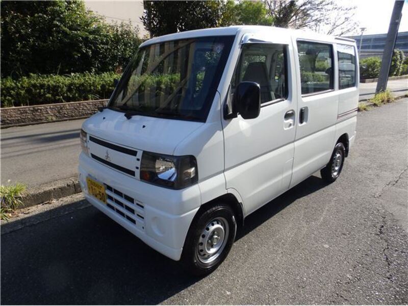 MITSUBISHI MINICAB VAN