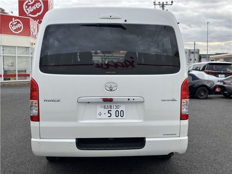 HIACE VAN