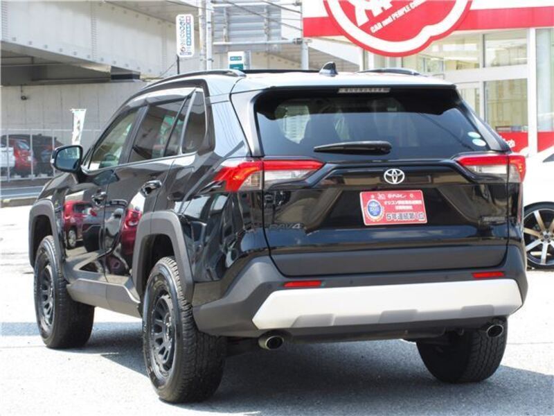 RAV4