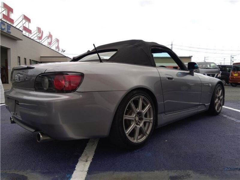 S2000