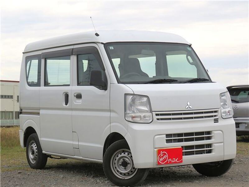 MITSUBISHI MINICAB VAN