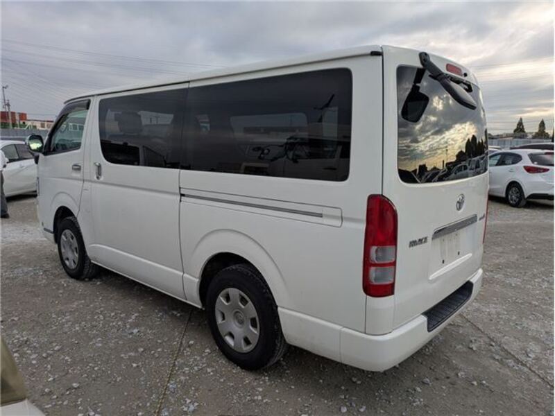HIACE VAN