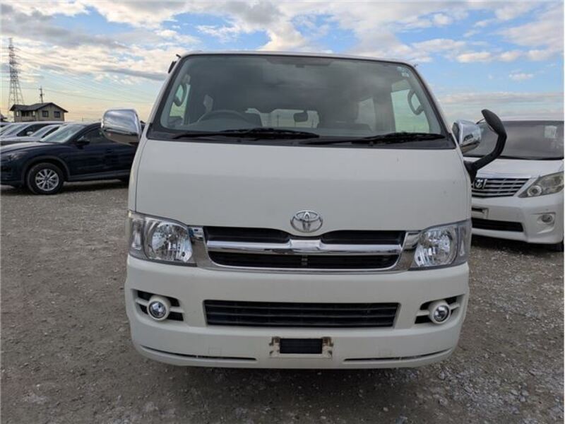 HIACE VAN
