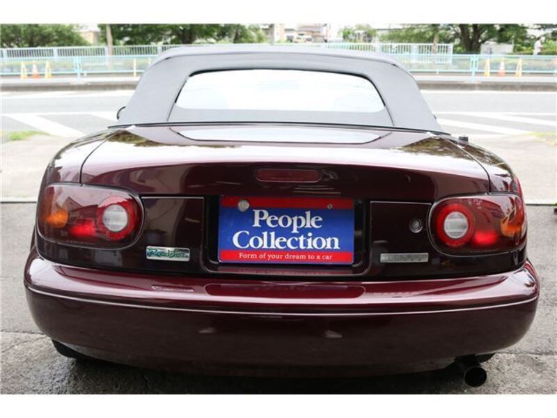 EUNOS ROADSTER