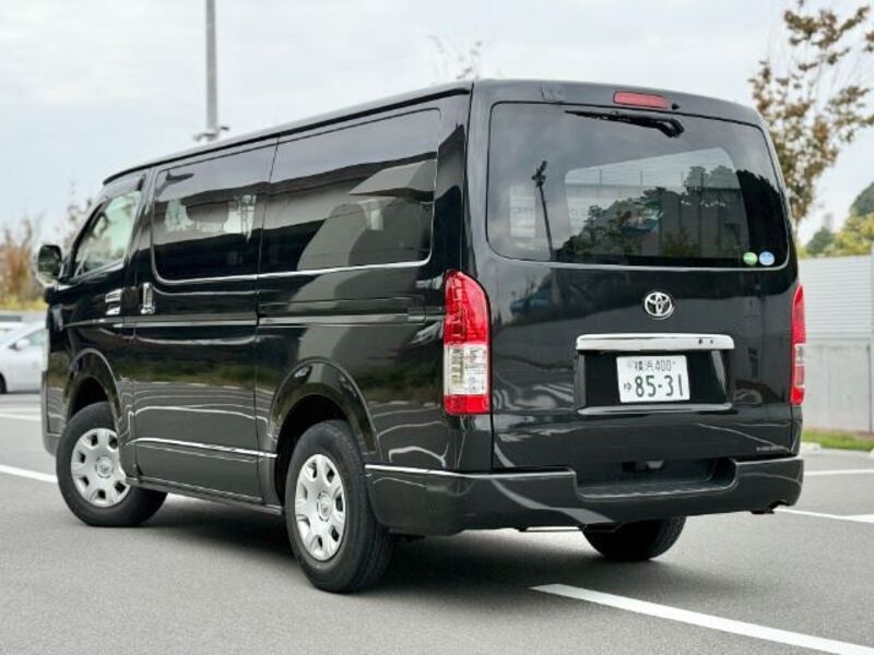 HIACE VAN