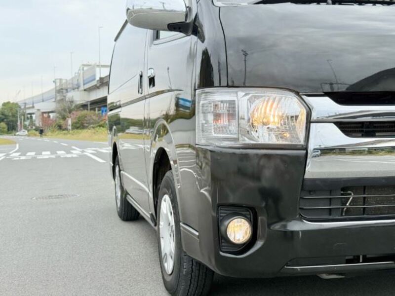 HIACE VAN