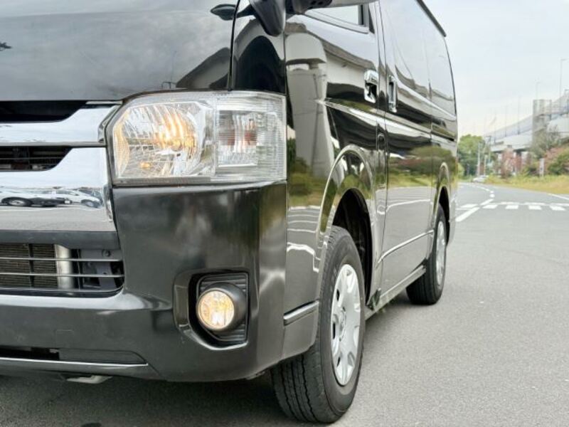HIACE VAN