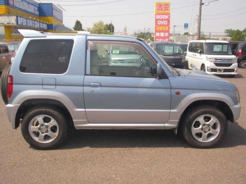 PAJERO MINI
