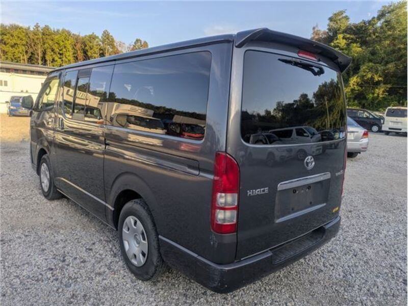 HIACE VAN