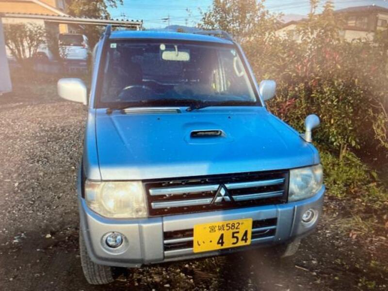 MITSUBISHI PAJERO MINI