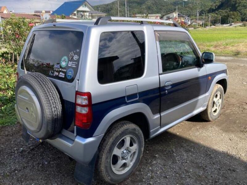 PAJERO MINI