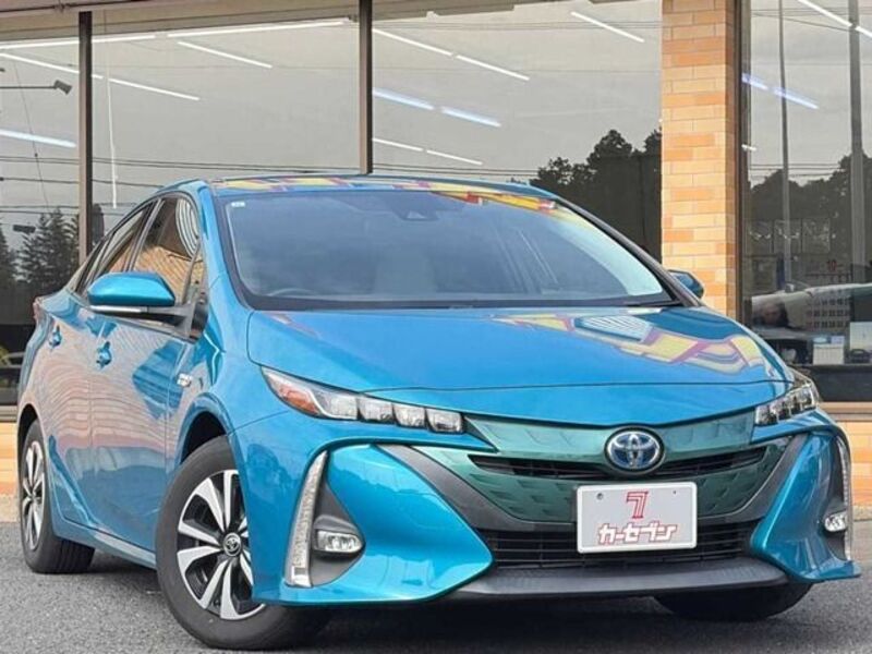 TOYOTA PRIUS PHV