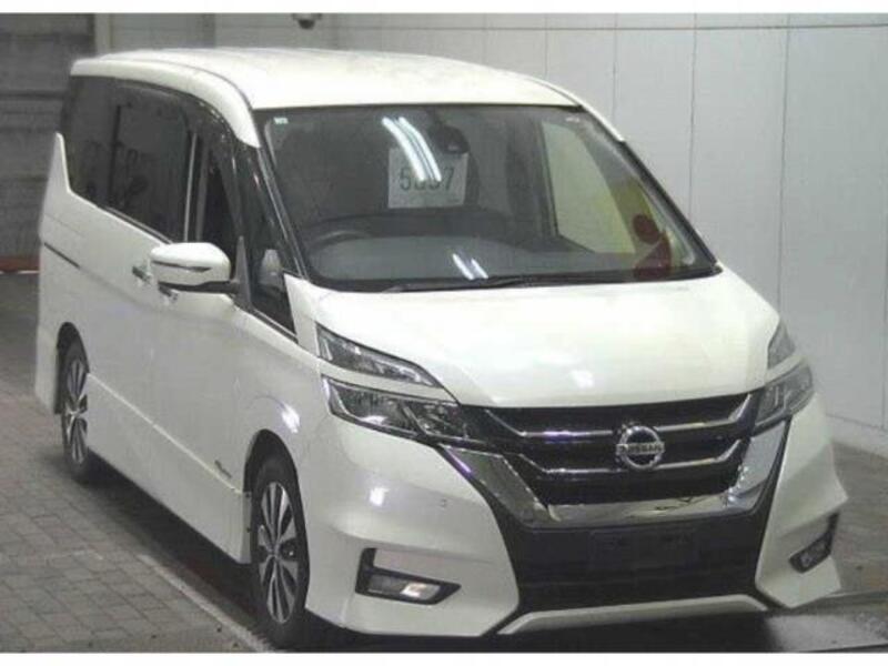 NISSAN SERENA