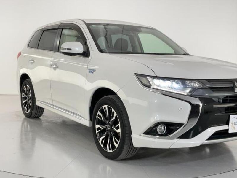 OUTLANDER PHEV