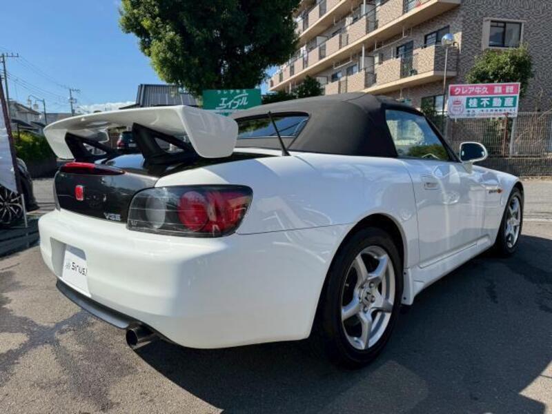 S2000