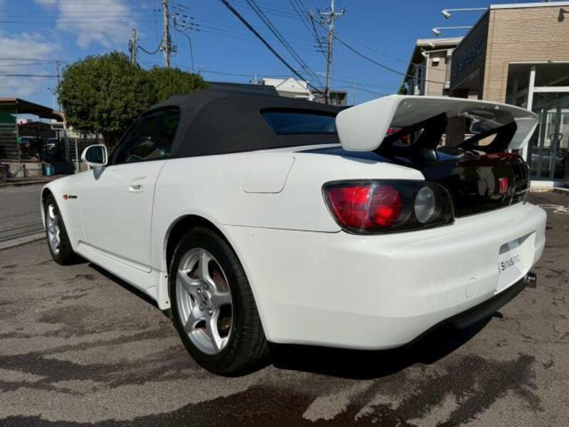 S2000