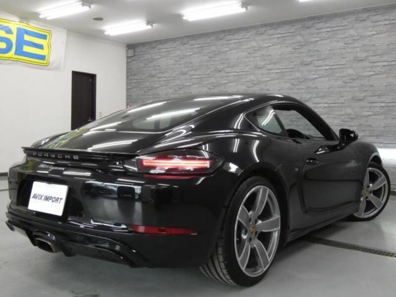 718 CAYMAN