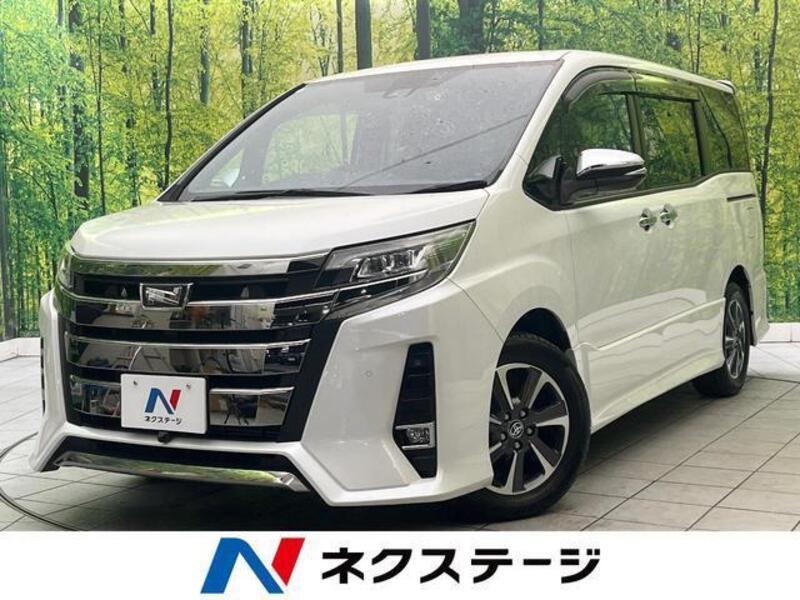 TOYOTA NOAH