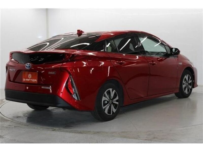 PRIUS PHV
