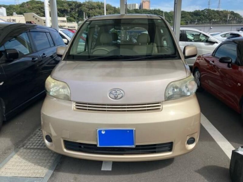 TOYOTA PORTE
