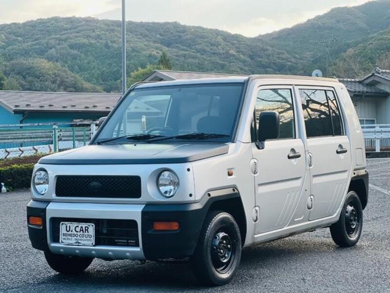 DAIHATSU NAKED
