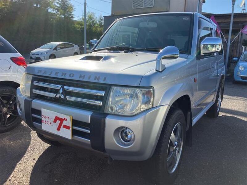 MITSUBISHI PAJERO MINI