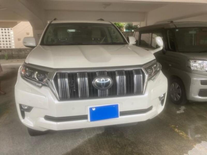 TOYOTA LAND CRUISER PRADO