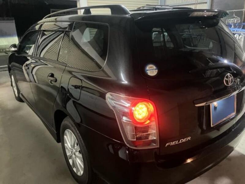 COROLLA FIELDER