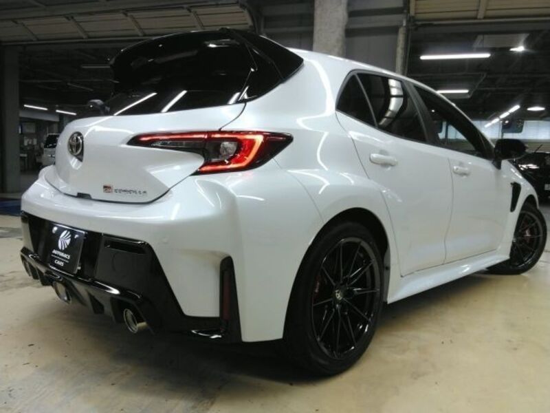 GR COROLLA