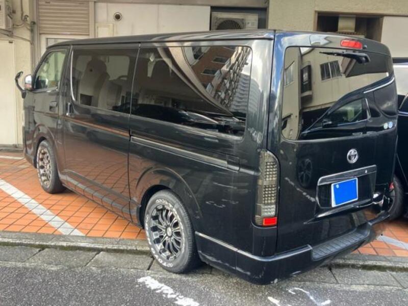 HIACE VAN