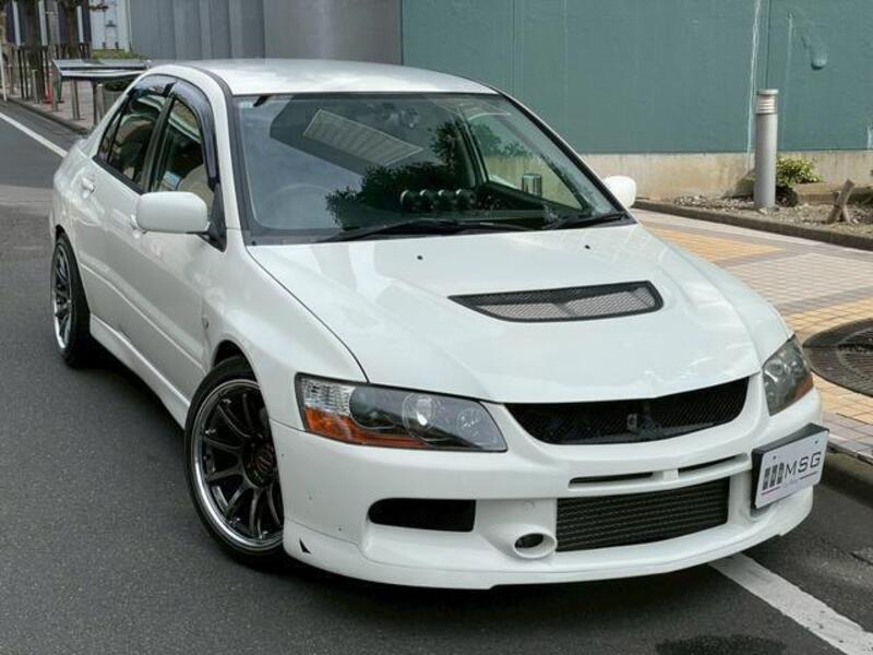 MITSUBISHI LANCER