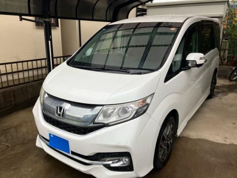 HONDA STEPWAGON SPADA