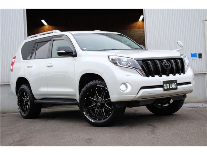 TOYOTA LAND CRUISER PRADO