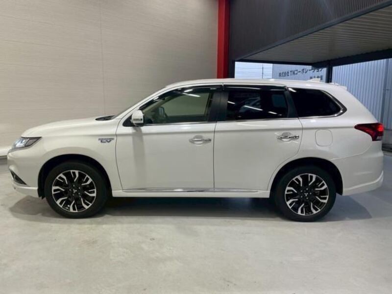 OUTLANDER PHEV