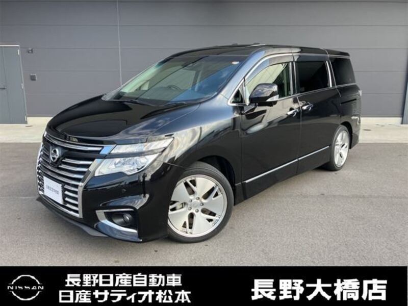 NISSAN ELGRAND