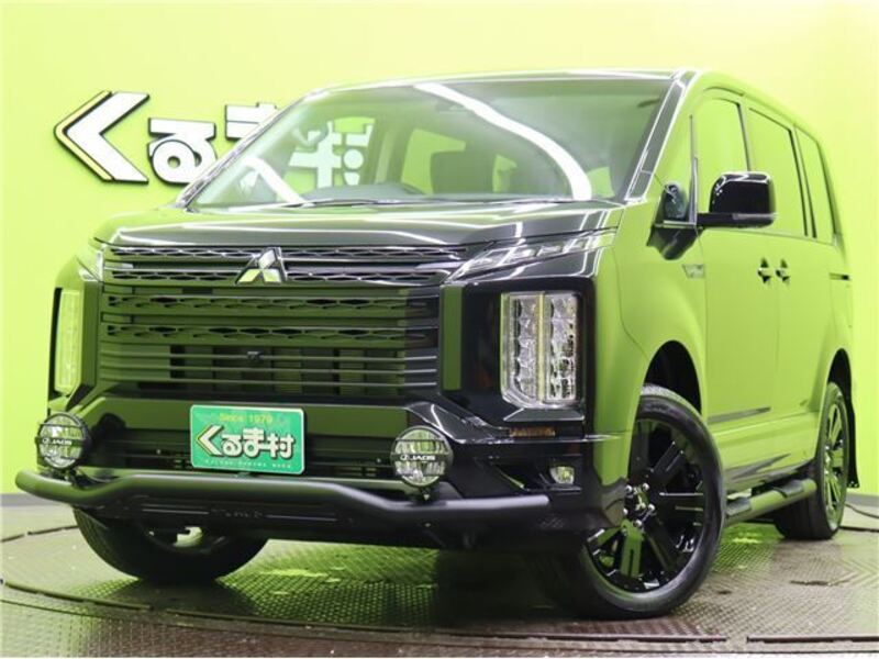 MITSUBISHI DELICA D5