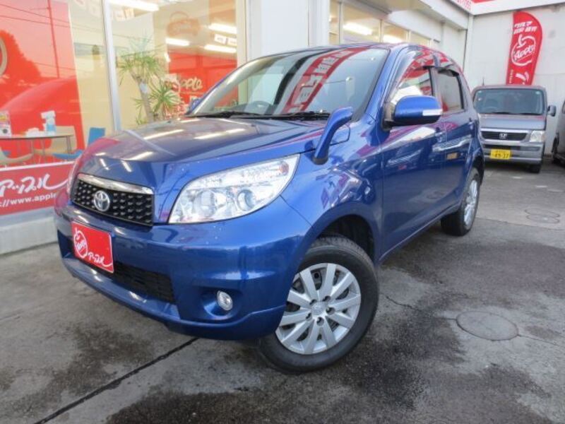 TOYOTA RUSH