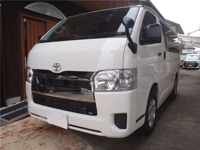HIACE VAN