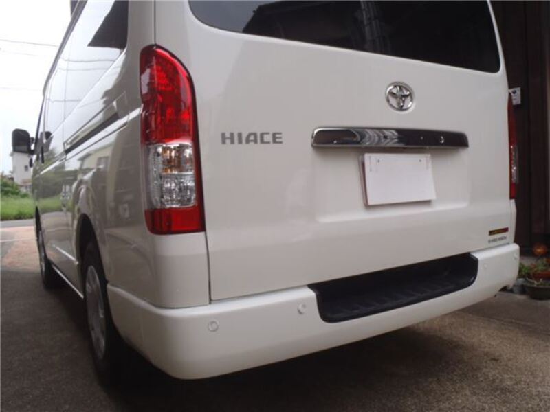 HIACE VAN
