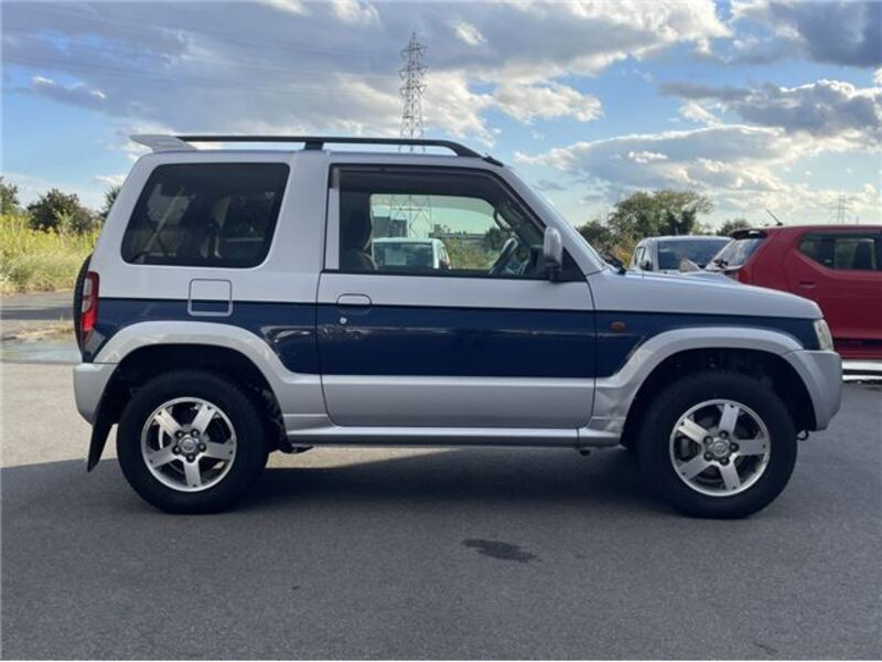 PAJERO MINI
