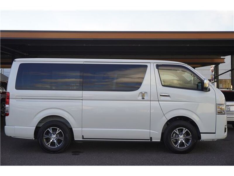 HIACE
